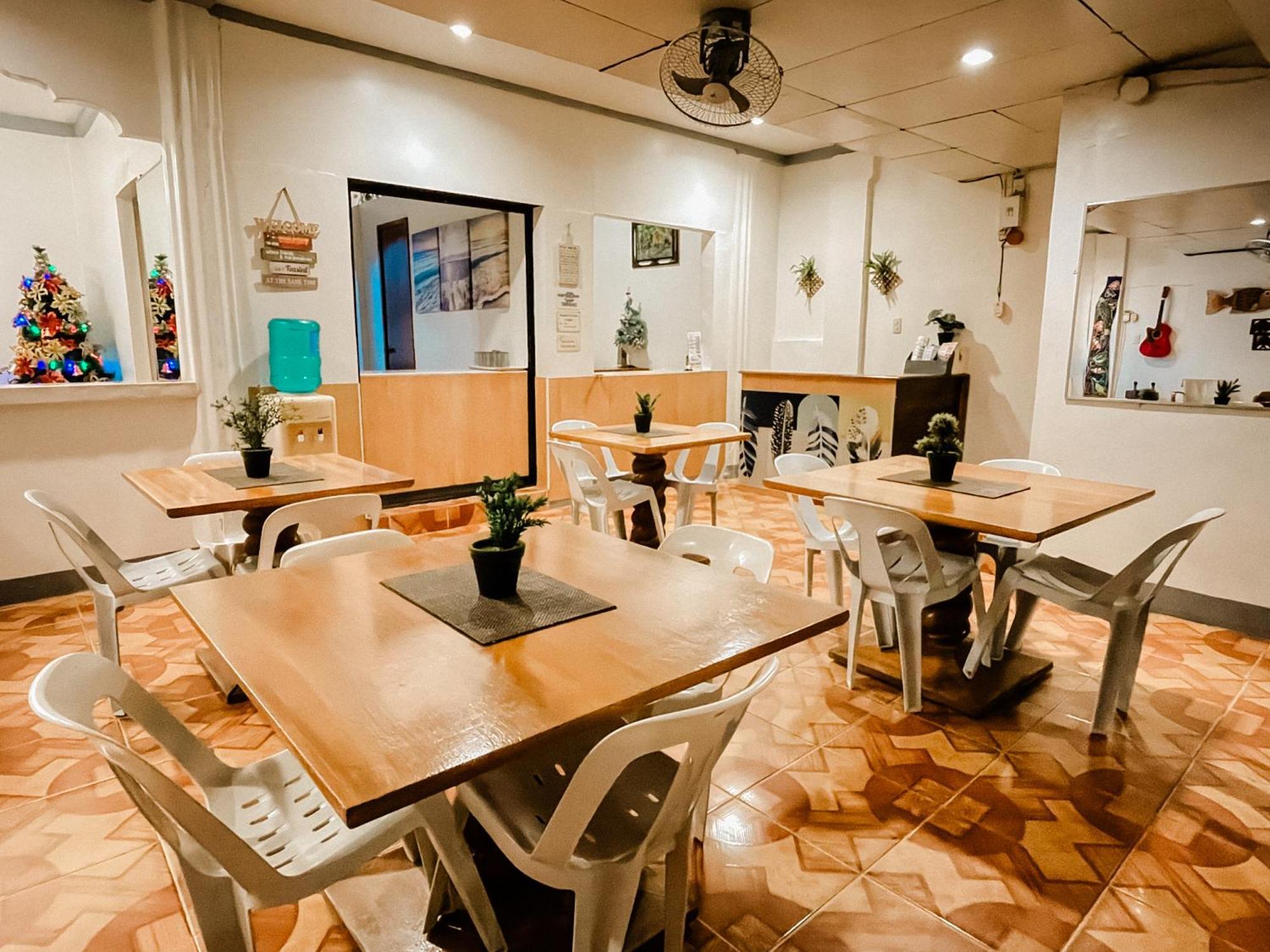 Mario'S Travellers Inn Coron Luaran gambar
